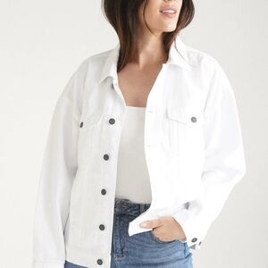 Carly Jean Los Angeles Hunter White Jean Jacket